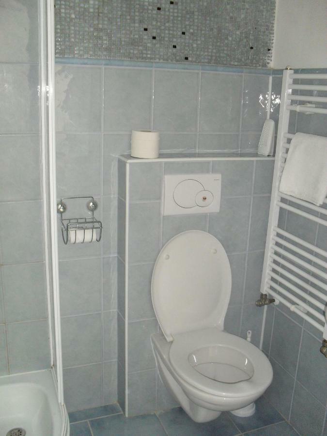 Hotel Fortuna Szenc Kültér fotó